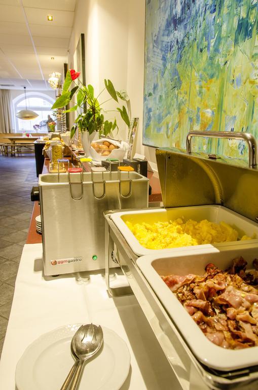 Gasthof Goldener Fisch Lienz Eksteriør bilde